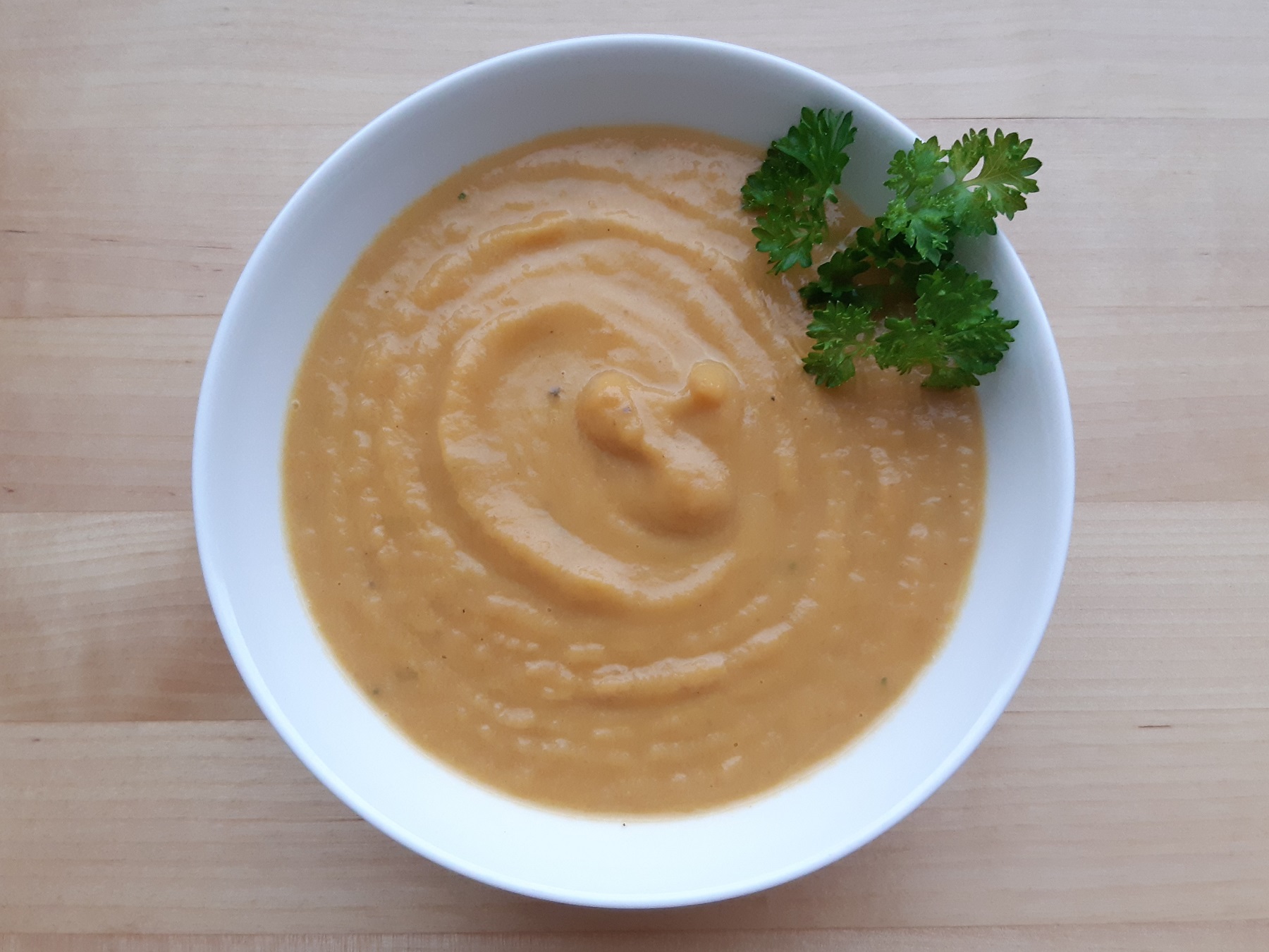 Porkkana-kookossosekeitto Porkkana-kookossosekeitto