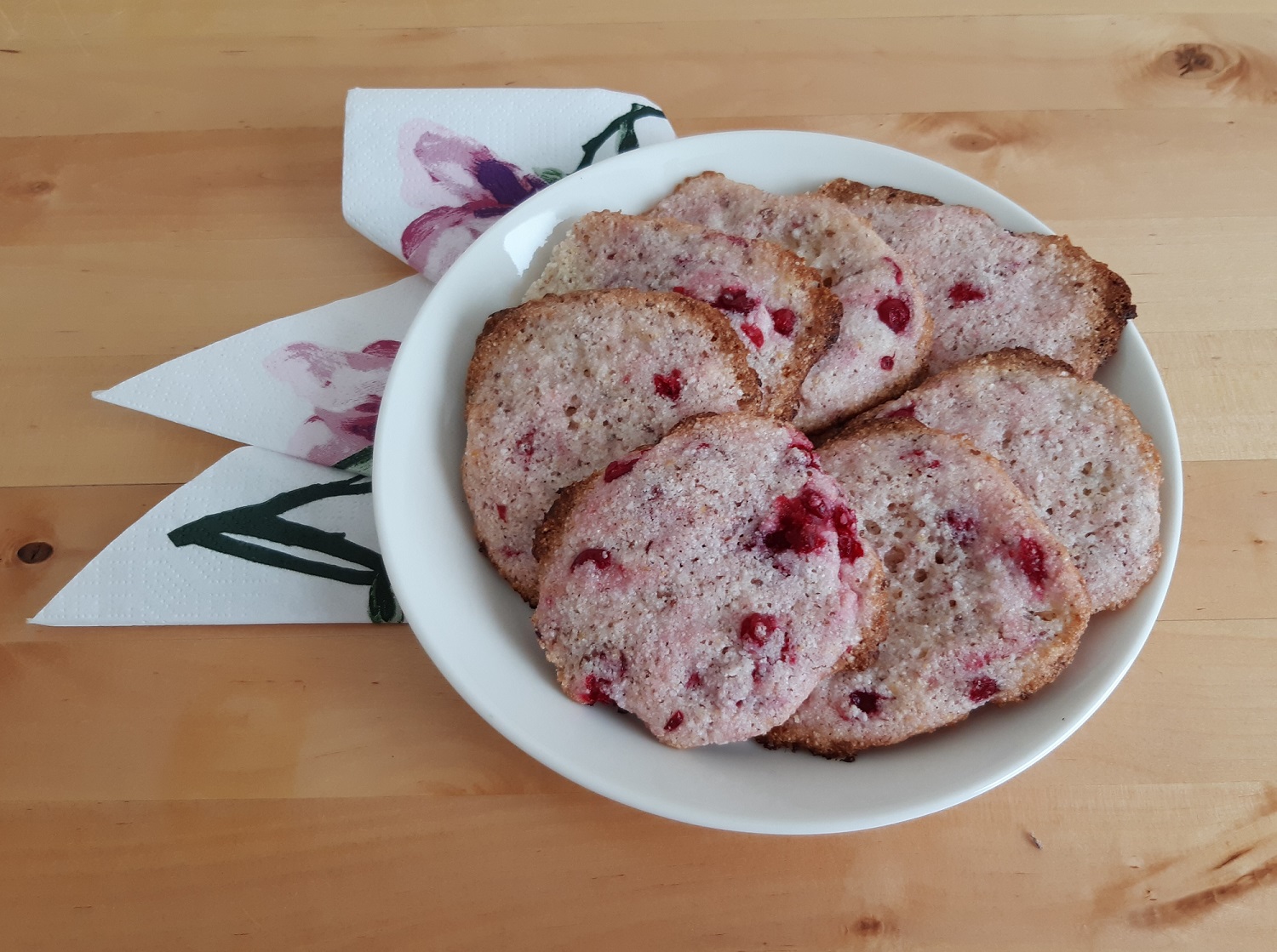Puolukka-riisikeksit Puolukka-riisikeksit
