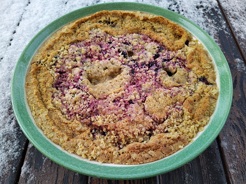 Mustaherukka-kauramurupiirakka Mustaherukka-kauramurupiirakka