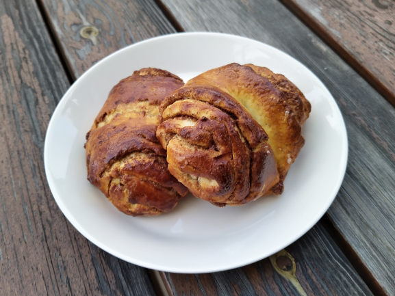 Korvapuustit kananmunalla Korvapuustit kananmunalla