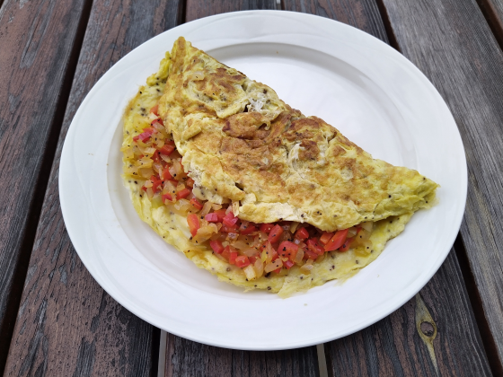 Munakas täytteillä Munakas täytteillä