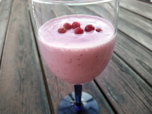 Puolukka-jäätelösmoothie