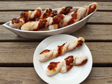 Pizzakierteet jauhoseoksesta