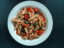 Yhden kattilan kikhernepasta