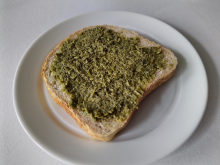 Pesto-välipalaleipä