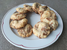 Suklaaton suklaahippukeksi