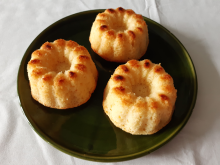 Ananas-hunajakakku